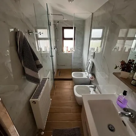 Apartment Retreat In The Centre Of Korce
