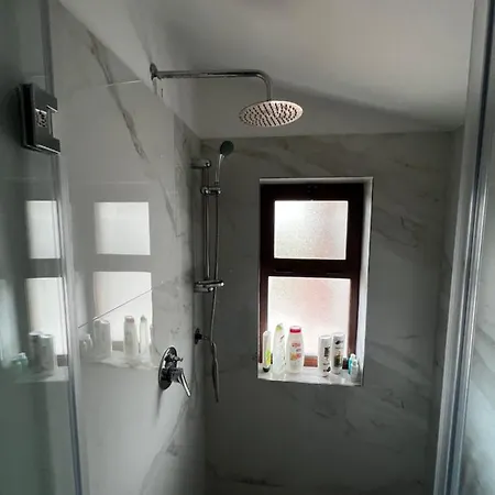 Retreat In The Centre Of Apartment