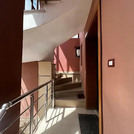 Apartmán Retreat In The Centre Of