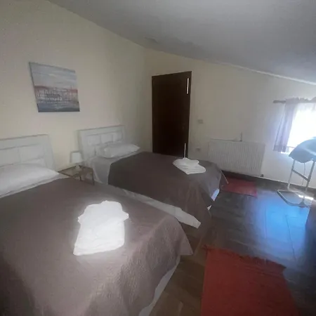 Retreat In The Centre Of * Korce