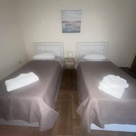 Retreat In The Centre Of Apartment *